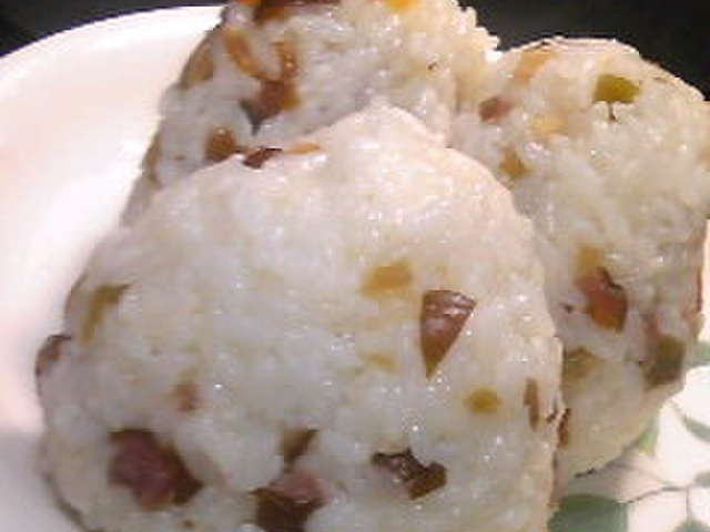 桃屋シリーズ☆ザーサイと漬物のおにぎり